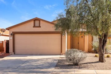 1725 W RITA MARIE DR TUCSON, AZ 85746